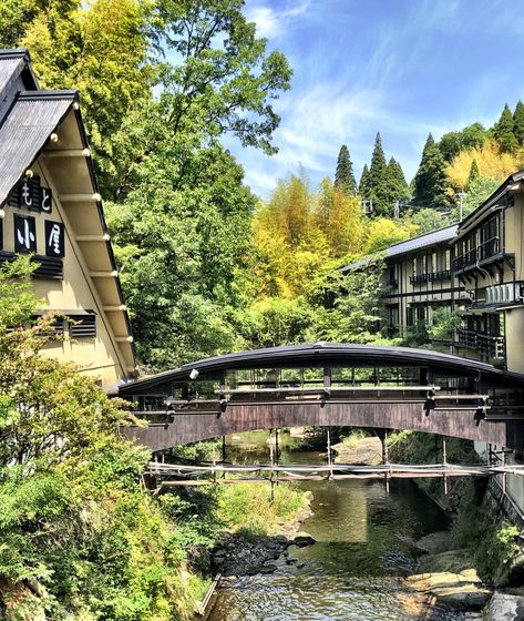 Another view of the riverside ryokan of Kurokawa Onsen, Kumamoto Prefecture [OC] The post Another view of the riverside ryokan of Kurokawa Onsen, Kumamoto Prefecture [OC] appeared first on Alo Japan. Kumamoto, Kurokawa Onsen, Japan Photo, Japan, House Styles