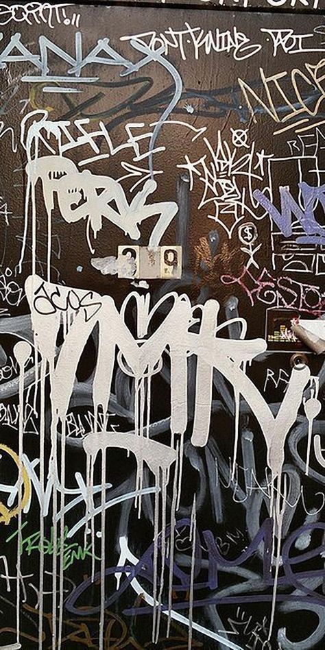 graffiti phone wallpapers colorful background Punk Background, Collage Mural, Aesthetic Core, Graffiti Photography, Graffiti Wallpaper Iphone, Graffiti Tagging, Graffiti Wallpaper, Street Graffiti, Edgy Wallpaper