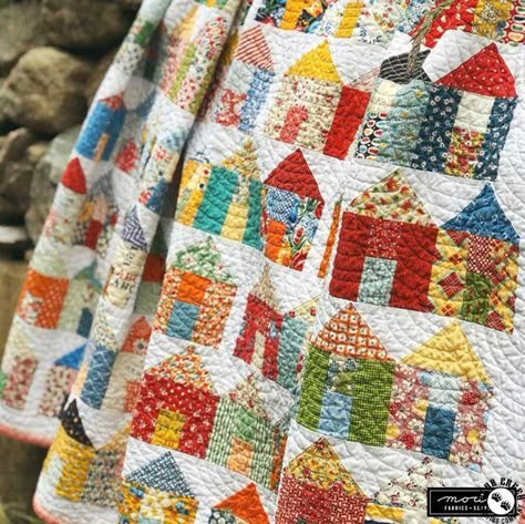 Village Free Quilt Pattern Village Quilt, Charm Pack Quilt Patterns, Girl Quilts Patterns, House Quilt Block, House Quilt Patterns, Row Quilt, Farm Quilt, Scrappy Quilt Patterns, Charm Packs