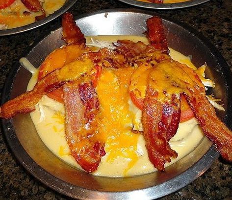 Turkey Hot Brown, Kentucky Hot Brown Recipe, Easy Hot Brown Recipe Kentucky, Hot Brown Recipe Kentucky Original, Hot Browns Recipe Kentucky, Ky Hot Brown Recipe, Hot Brown Recipe Kentucky, Kentucky Foods, Kentucky Hot Brown Casserole