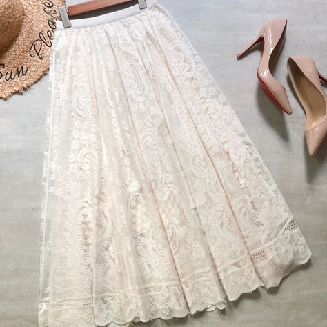 Beige Skirts, Basic Streetwear, Big Skirts, Fairy Skirt, Flowy Maxi Skirts, Beige Skirt, Lace Midi Skirt, Half Skirt, Langer Rock