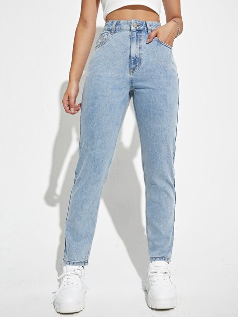 Mom Fit Jeans, Blue Mom Jeans, Jeans Outfit Women, Mom Jeans Outfit, Types Of Jeans, Outfit Jeans, High Waisted Mom Jeans, Jeans Mom, Light Blue Jeans