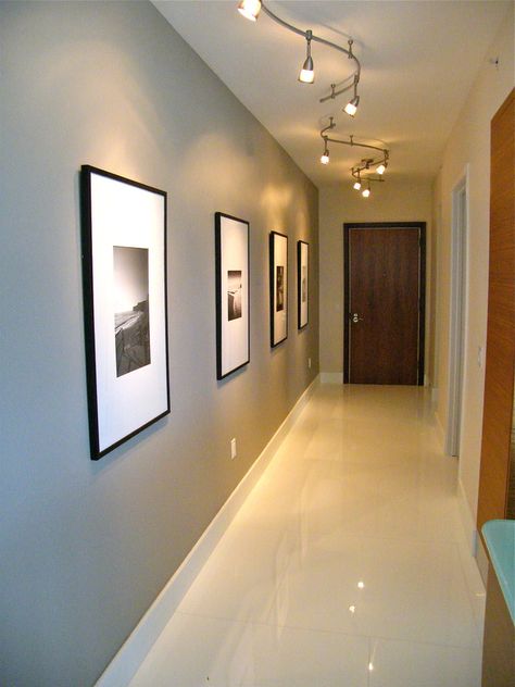 Interior Hallway Design, Hallway House Design, Coridorio Design Modern, Small Coridorio Design, Coridorio Wall Design, Corridor Design Home Entrance Halls, Passage Design Interiors, Home Corridor Design, Corridor Design Home