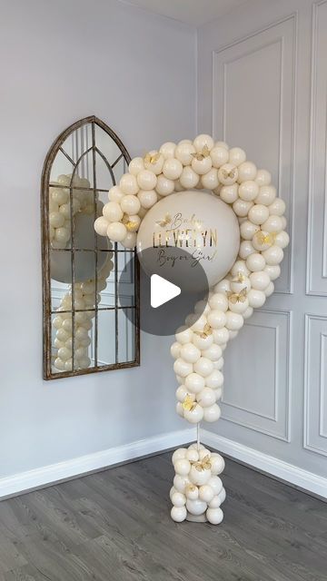 LONDON BALLOONS - ВОЗДУШНЫЕ ШАРЫ ЛОНДОН on Instagram: "✨ Another Magical Baby Reveal Balloon! ✨  Get ready for more excitement as we unveil another stunning creation for happy parents-to-be! 🍼👶 Our popular Question Mark Balloon, crafted with love and care, is stealing hearts at our shop once again. 💖💙  Here’s why our Question Mark Balloon is a must-have for your gender reveal: 🐥 Available in a variety of shades to match your unique style! 🎉 Concealed gender reveal color hidden inside for a thrilling surprise! 🎈 Crafted with high-quality balloons for a picture-perfect moment!  Join the many delighted parents who have made their gender reveal extra special with our enchanting balloon creation! 🌟✨ DM us to order yours today and let the countdown to your magical reveal begin! 📩👶" Umbrella Gender Reveal, Question Mark Gender Reveal, Gender Reveal Balloon Pop, Unique Gender Reveal, Gender Reveal Box, Balloon Surprise, Gender Reveal Unique, Balloon Tower, Gender Reveal Balloons