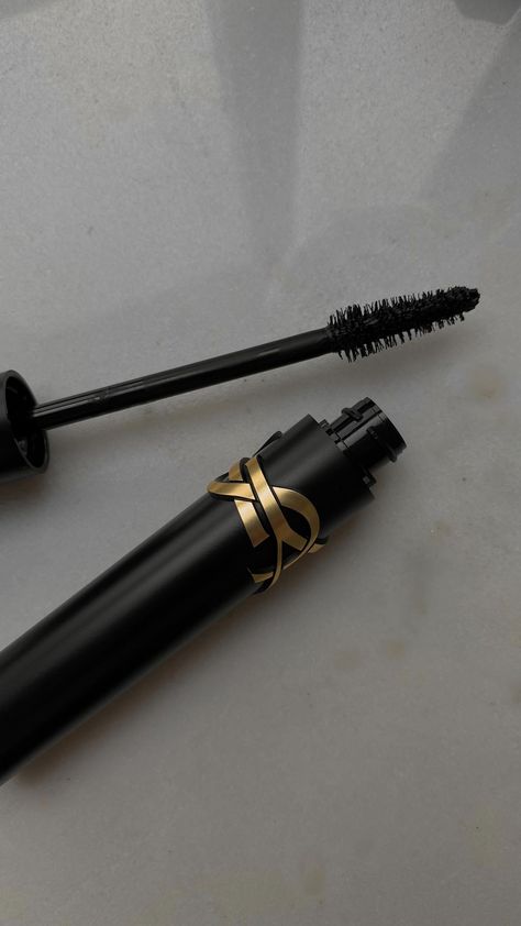 Ysl Mascara, Ysl Makeup, Brown Mascara, Ysl Beauty, Luxury Makeup, Foto Ideas Instagram, Volume Mascara, Mascara Lashes, Makeup Reviews