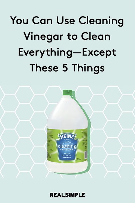 Vinegar Cleaning Solution, Cleaning Vinegar, Diy Vinegar, Homemade Toilet Cleaner, Deep Cleaning Hacks, Vinegar Uses, Cleaner Recipes, Vinegar Cleaning, Deep Cleaning Tips