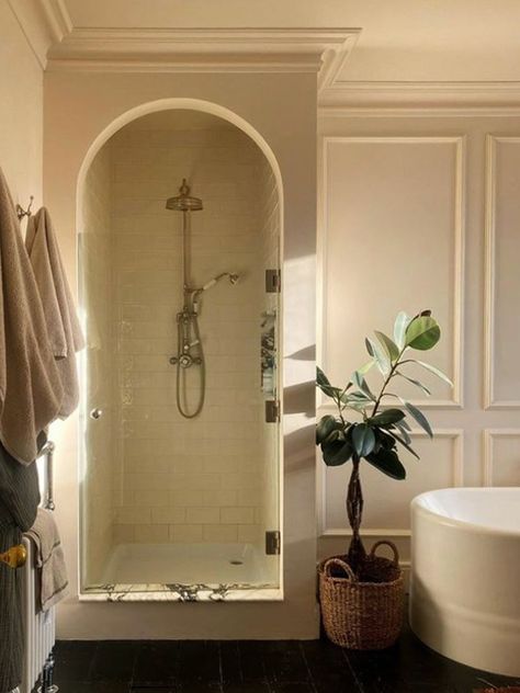 THE FLINT HOUSE — Georgina Mann Architecture & Interiors The Flint House, French Hotel Bathroom, Hotel Shower Design, Bath With Shower Over, Open Shower Ideas, Shower Over Tub, Flint House, Bathroom Shower Ideas, Victorian Renovation