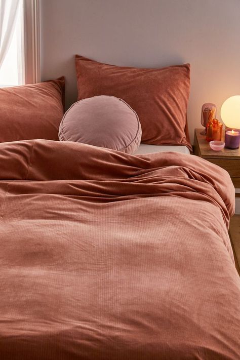 Luxe Room, Coral Duvet Cover, Duvet Covers Urban Outfitters, Velvet Bedspread, Velvet Duvet, Room Stuff, Boho Room, Linen Duvet Covers, Linen Duvet