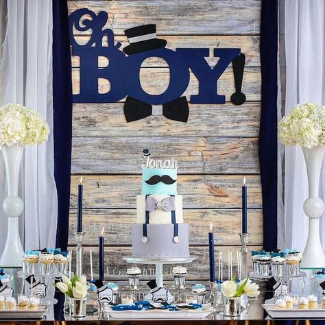 Boy Shower Themes, Baby Shower Cake Table, Baby Shower Garcon, Mustache Baby Shower, Surprise Baby Shower, Baby Shower Dessert Table, Creative Baby Shower, Baby Shower Deco, Trendy Baby Shower Ideas