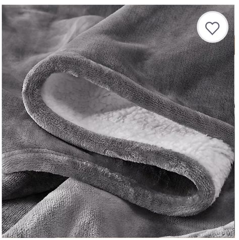 Soft Blankets Aesthetic, Cozy Blanket Aesthetic, King Blanket, Comfortable Aesthetic, Dorm Stuff, Lounge Interiors, Queen Blanket, Twin Blanket, Comfort Blanket