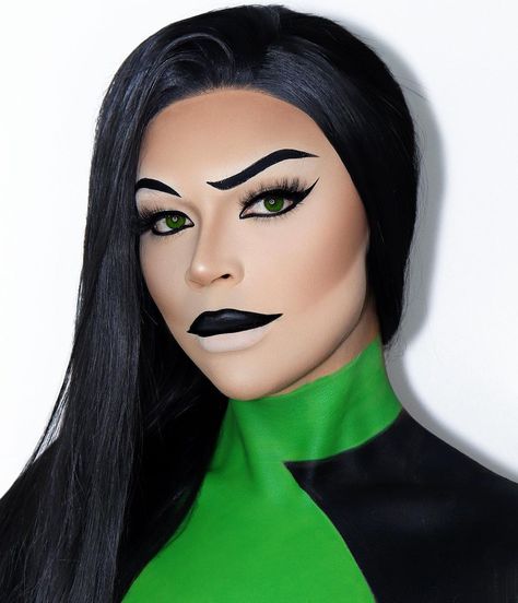 Shego Cosplay Makeup, Shego Costume Makeup, Shego Lipstick Look, Sheego Makeup, Halloween Costumes Latina, Shego Hair, Shego Makeup, Shego Halloween Costume, Shego Costume