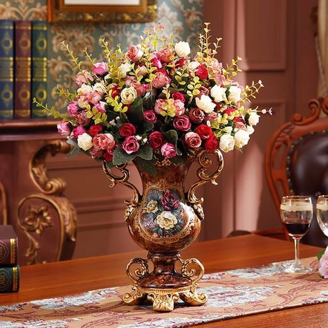 Note: This product contains artificial flowers.Retro luxurious European style amphorae vase paired with romantic simulated bouquets. Place this beautiful artificial flower decoration on your dining room table, coffee table or entryway cabinet to add beauty to your home. (This product requires the artificial flowers to be compressed and transported. After unpacking, you can refer to the pictures to organize and restore them. Due to the blooming status of the artificial flowers, the height and wid Lobby Flowers, Vintage Flower Arrangements, Victorian Rooms, Armoire Entree, Resin Vase, Luxury Vase, Big Vases, Spring Decorations, Elegant Vases