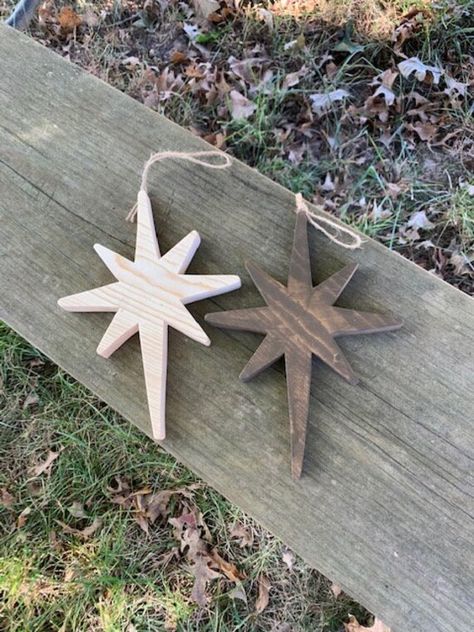 Bethlehem Star, Wreath Centerpiece, Natural Ornaments, Christmas Tree Star, Christmas Wood Crafts, Cnc Projects, Wooden Stars, Wood Christmas Ornaments, Wooden Christmas Ornaments