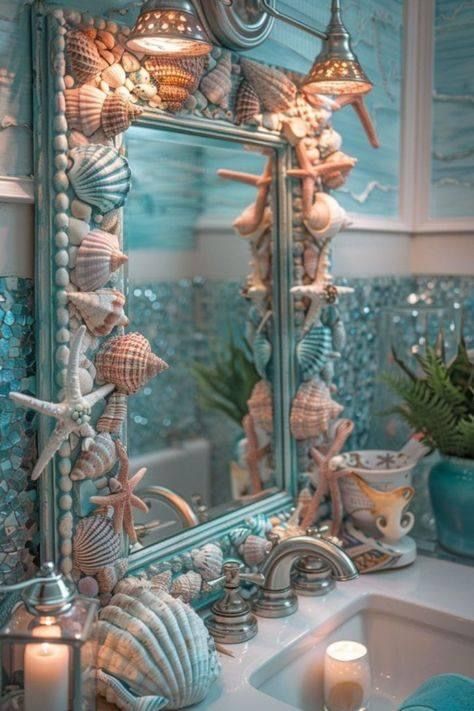 Sea Decor Bathroom, Mermaid Room Ideas, Mermaid Bathroom Ideas, Ocean Bathroom Ideas, Deco Theme Marin, Underwater Palace, Sea Themed Bathroom, Ocean Theme Bathroom, Sea Shell Mirror