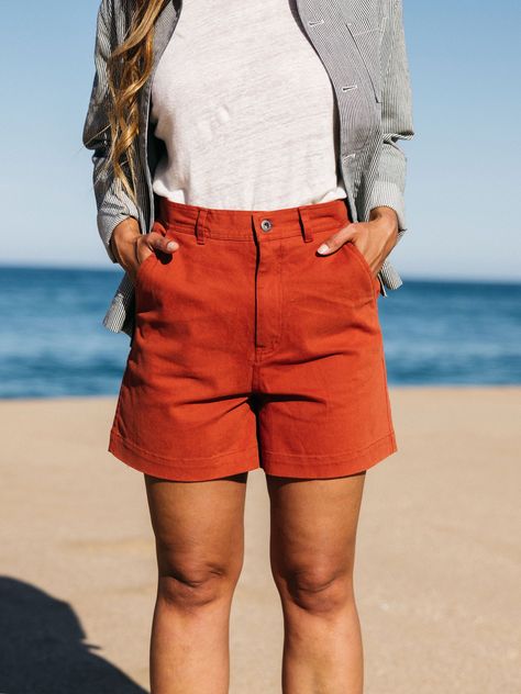 Walking Shorts, Shorts Outfit, Outdoor Woman, High Waisted Shorts, Cotton Shorts, Stylish Women, Short Outfits, Women's Shorts, Casual Shorts