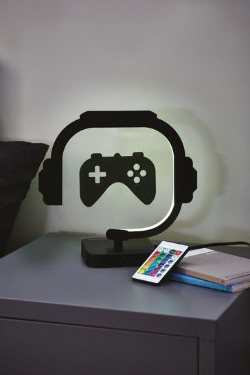 Gaming Setup Aesthetic, Gamer Bedroom Ideas, Teen Game Rooms, Bedroom Gamer, Gaming Room Ideas, Room Decor Gaming, Modern Game Room, Gamer Controller, Aesthetic Gaming