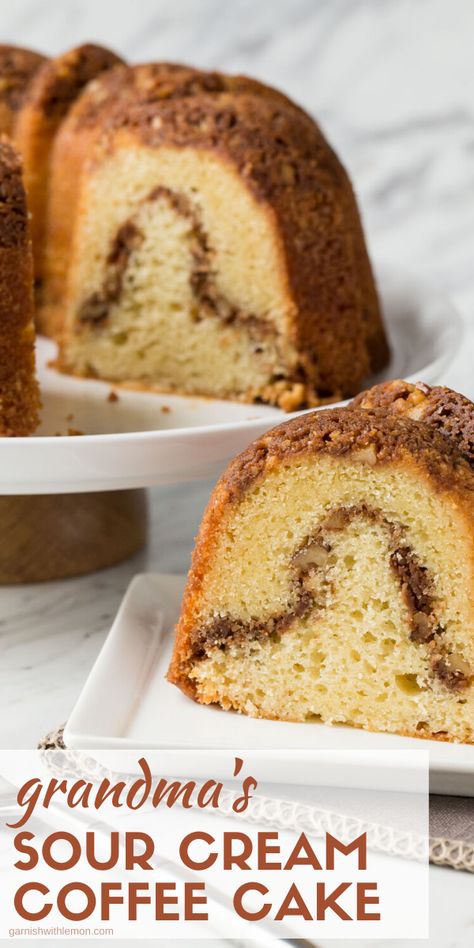 Sour Cake, Pb Pie, Cinnamon Swirl Coffee Cake, Coffee Cake Bundt, Coffee Cake Recipes Easy, Streusel Coffee Cake, Cinnamon Coffee Cake, Sour Cream Pound Cake, Sour Cream Coffee Cake