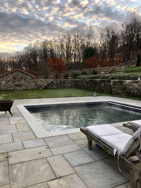 Flagstone Patio Hot Tub, Large In Ground Hot Tub, Large Inground Hot Tub, Large Hot Tub Ideas Backyard, Inground Hot Tub Ideas Backyard, Hotub Ideas, Stone Hot Tub, Swim Spa Landscaping, Inground Hot Tub