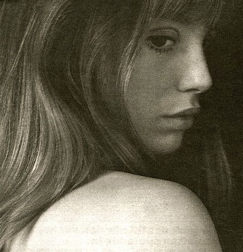 Jane Birken, Uk Icon, French New Wave, Catherine Deneuve, Jane Birkin, French Girl, The Villain, Drake, Style Icons