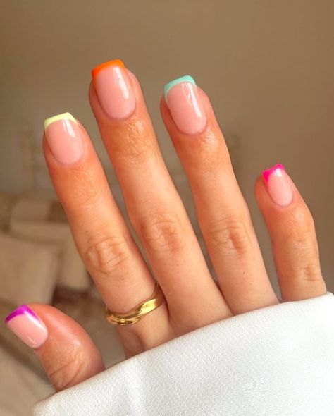 Bright French tip manicure. Short French Tip Nails, Neon Nail Designs, Colorful French, Summer Manicure, Nail Pops, Summery Nails, Nail Forms, Manicure Kit, Nails For Women