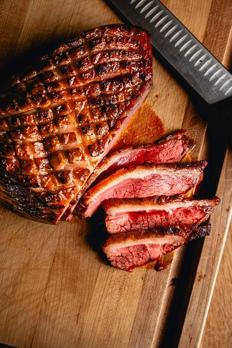 Brisket And Sides Dishes, Brisket In Air Fryer, Sirloin Cap Recipe, Picanha Steak Recipe, Smoked Picanha, Brisket Ideas, Reheat Brisket, Brisket In Oven, Picanha Recipe