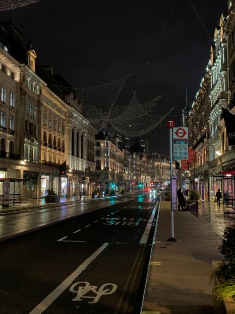 London City View, Study In London, England Aesthetic, London Vibes, London Dreams, London Aesthetic, London Architecture, London Flat, London Town