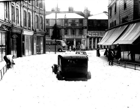 8 pictures showing snow through the decades in Tunbridge Wells - and some freakishly large hailstones - Kent Live Pantiles Tunbridge Wells, Wells Cathedral, Royal Winton Grimwades 1930s, Folkestone Kent, August Bank Holiday, Royal Tunbridge Wells, Hail Storm, Tunbridge Wells, Snow Pictures