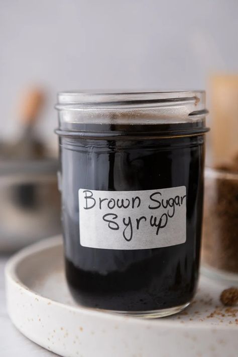 The Best Starbucks Brown Sugar Syrup Recipe Copycat - Simple Copycat Recipes Starbucks Brown Sugar Syrup, Brown Sugar Syrup Recipe, Pumpkin Spice Frappuccino Recipe, Sugar Syrup Recipe, Painkiller Cocktail, Pumpkin Spice Frappuccino, Macchiato Recipe, Recipe Copycat, Brown Sugar Oatmeal