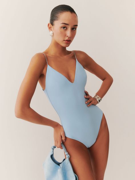 Summer Style Guide, Best Swimsuits, Swimwear Trends, Sustainable Swimwear, Essential Dress, Swimming Outfit, Cute Swimsuits, New Tops, Womens Swimwear