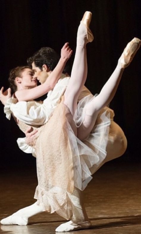 Aurélie Dupont and Roberto Bolle in Manon Aurelie Dupont, Dance Forms, Ballet Academy, All About Dance, Wedding Parties, Visual Representation, Drawing Tips, A Love, Our Life