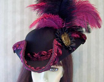 Pirate Hat Aesthetic, Pirate Outfit Female, Red Pirate Hat, Faire Outfit, Female Pirate, Tricorn Hat, Ren Faire Outfits, Black Pirate, Pirate Stuff