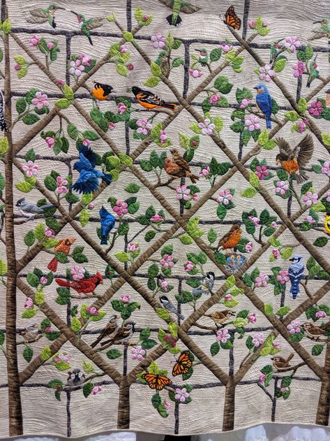 Zwia Lipkin, Felt Patchwork, Revision Board, Stencils Ideas, Bird Quilts, Wildlife Quilts, Quilt Board, Texture Textile, Tree Outline