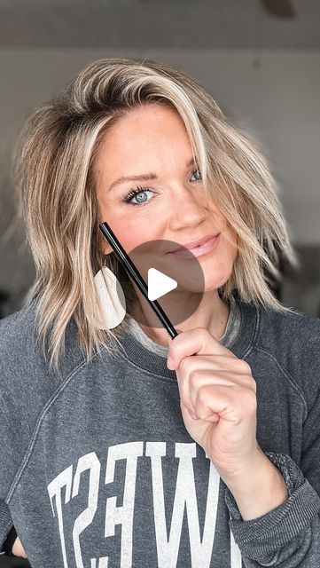 Bottom Lid Eyeliner Looks, Where To Apply Eyeliner, Easy Natural Eyeliner, Simple Full Face Makeup Natural, Eyeliner For Women In Their 40s, Tutorial For Eyeliner, Make Up Ideas Eyeliner, Subtle Winged Eyeliner Tutorial, Using Eyeshadow As Eyeliner