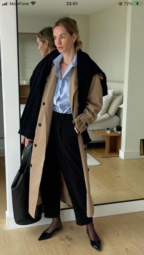 Maxi Dress Minimalist, Trench Coat Formal Outfit, Sweater Dress Work Outfit Winter, Anoukyve Style Inspiration, Corporate Winter Outfit, Winter Sunday Outfit, Corporate Baddie Outfits, Corporate Wardrobe, Corporate Baddie