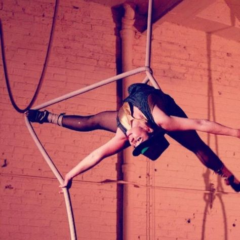 Niff Nicholls, Aerial Rope/Corde Lisse Aerial Rope Poses, March Photoshoot, Aerial Rope, Static Poses, Aerial Skills, Aerial Hoop Lyra, Circus Aesthetic, Aerial Hammock, Aerial Acrobatics