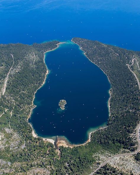 Lake #Tahoe Emerald Bay #CA#LaborDay https://t.co/aYZ5qnE30J Emerald Bay Lake Tahoe, Emerald Bay, Oregon Travel, California Love, Lake Tahoe, Labour Day, City Photo, Oregon, Beautiful Places