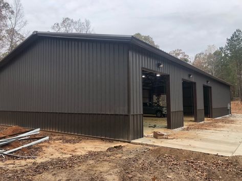 Metal Garage Buildings, Metal Shop Building, Metal Building Kits, Barn Shop, Steel Trusses, Pole Buildings, Steel Garage, Metal Garages, Shop Buildings