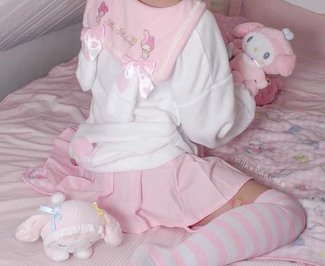 Baby Pink Aesthetic, Kawaii Fashion Outfits, Little Outfits, Pink Outfits, Kawaii Clothes, Kawaii Girl, Kawaii Fashion, Outfits Aesthetic, Cute Fashion