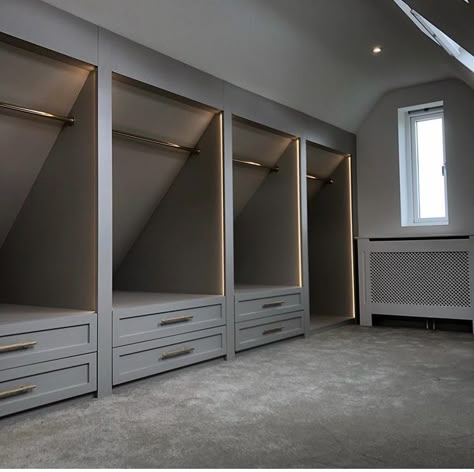 Attic Walk In Closet, Loft Conversion Dressing Room, Attic Space Ideas, Loft Conversion Bedroom, Attic Bedroom Storage, Attic Wardrobe, Bedroom Built In Wardrobe, Attic Bedroom Designs, Attic Closet