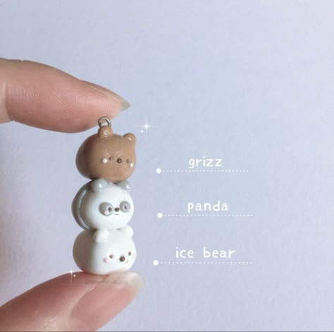 Aesthetic Panda, Foodie Aesthetic, Easy Clay Sculptures, Clay Bear, Polymer Clay Kawaii, Clay Keychain, Clay Inspo, Clay Diy Projects, Tanah Liat