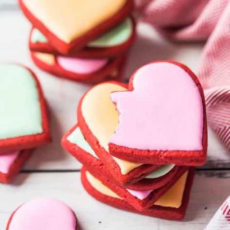 Red Velvet Sugar Cookies - Baking A Moment Best Valentine Cookie Recipe, Redvelvet Cookies, Red Velvet Sugar Cookies, Velvet Sugar Cookies, Valetine Gift, Sour Cream Icing, Valentines Recipes, Heart Simple, Valentine Tea