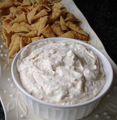 From Which Things Grow: Chew on This | Retro Bugle Dip Bugle Dip, Retro Appetizers, Derby Food, Kentucky Derby Food, Snack Dip, Trending Recipes, Great Appetizers, Retro Recipes, Dip Recipe