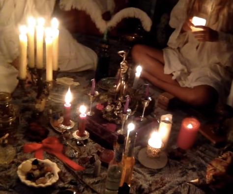 Candle Witch Aesthetic, Witchy Women Aesthetic, Dark Feminine Aesthetic Black Women, Seance Aesthetic, The Craft Aesthetic, Coven Aesthetic, Whimsigoth Party, Witch Coven, Season Of The Witch