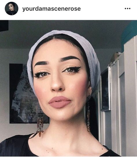 Syrian beauty cat eye makeup lips Syrian Makeup, Syrian Beauty, Makeup Lips, Cat Eye Makeup, Lip Makeup, Cat Eye, Eye Makeup, Lips, Makeup