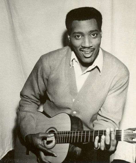 Otis Redding died on December 10, 1967 at age 26. He died tragically in a plane crash traveling between gigs. Otis Redding, Old School Music, Soul Singers, Musica Rock, Somebody To Love, Rock N’roll, I Love Music, Soul Music, Music Legends