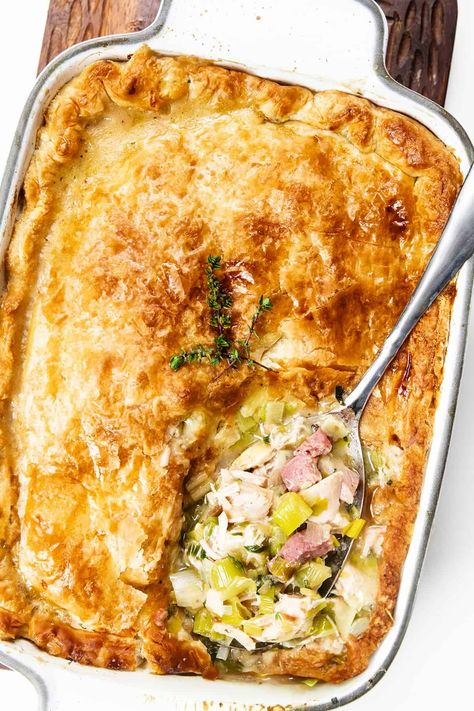 Discover the perfect way to use holiday leftovers with this Turkey and Ham Pie recipe. A delicious blend of turkey, ham, leeks, and herbs in a flaky pastry - ideal for a cozy family meal! Turkey And Ham Pie, Ham Pie, Turkey Pie, Holiday Leftovers, Turkey Ham, Leftover Ham Recipes, Puff Pastry Dough, Leftover Ham, Flaky Pastry