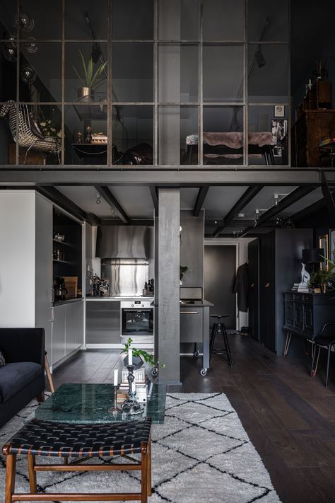 Lofts Pequenos, Loft Construction, Loft Workspace, Loft Architecture, Small Loft Apartments, Scandinavian Loft, Loft Style Homes, Industrial Loft Design, Loft House Design