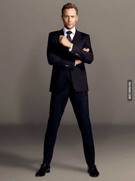 Tom Hiddleston, the next Bond. If you agree, please repin, visit the link (9gag) and upvote and get this to the trending level! Thanks guys! A Man In A Suit, Man In A Suit, Thomas William Hiddleston, Business Portrait, Tom Hiddleston Loki, British Actors, Poses For Men, 8x10 Photo, Tom Hiddleston