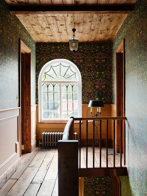 A charming Victorian farmhouse designed to feel like the inside of a ship | House & Garden Folk Victorian Interior, Victorian Farmhouse Interior, Ship House, 1930s House Interior, Old Fashioned House, Fall Instagram, Southern Farmhouse, English Houses, Craftsman Cottage