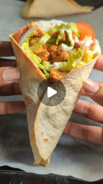 Tortilla Cones Tacos, Tortilla Filling Ideas, Tortilla Cones, Appetizer Wraps, Mini Tacos, Tooth Pick, Mini Tortillas, Best Appetizer Recipes, Taco Night